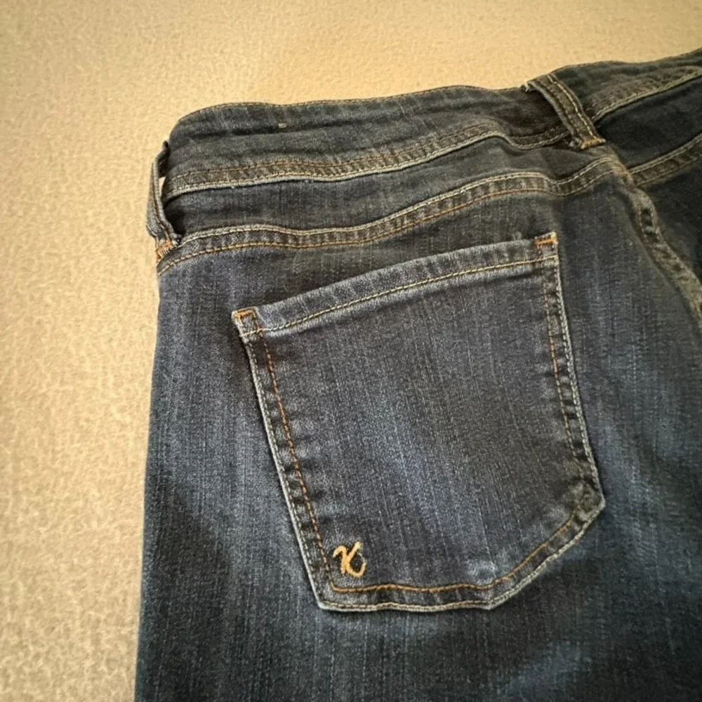 Kut from the Kloth Cameron Straight Leg Jeans Women's 14 Dark Wash Stretch Comfy